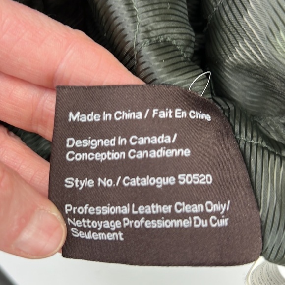 Danier Green Button Down Faux Fur Lining Leather Jacket - Picture 12 of 14